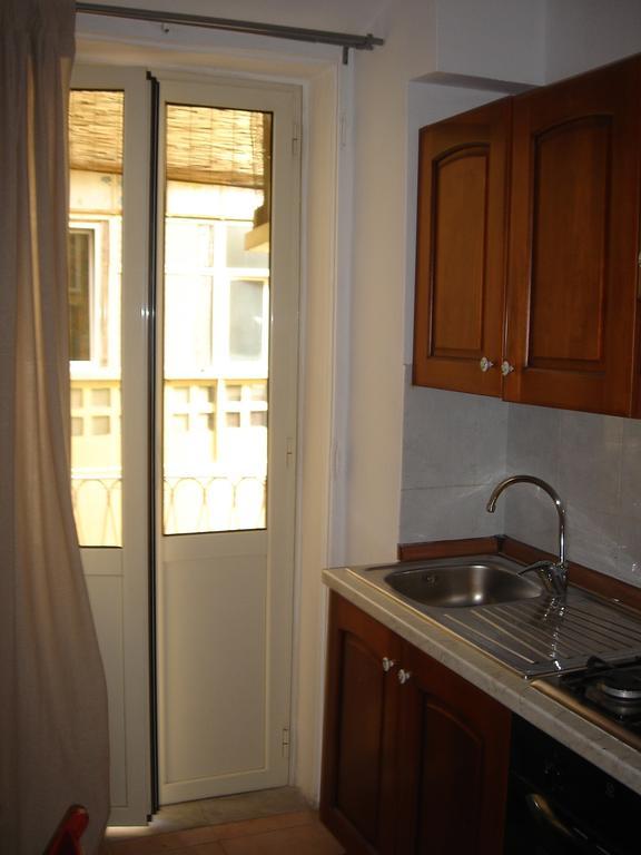 Bed & Breakfast Flavia 84 Rome Ruang foto