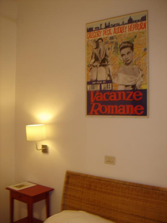 Bed & Breakfast Flavia 84 Rome Ruang foto